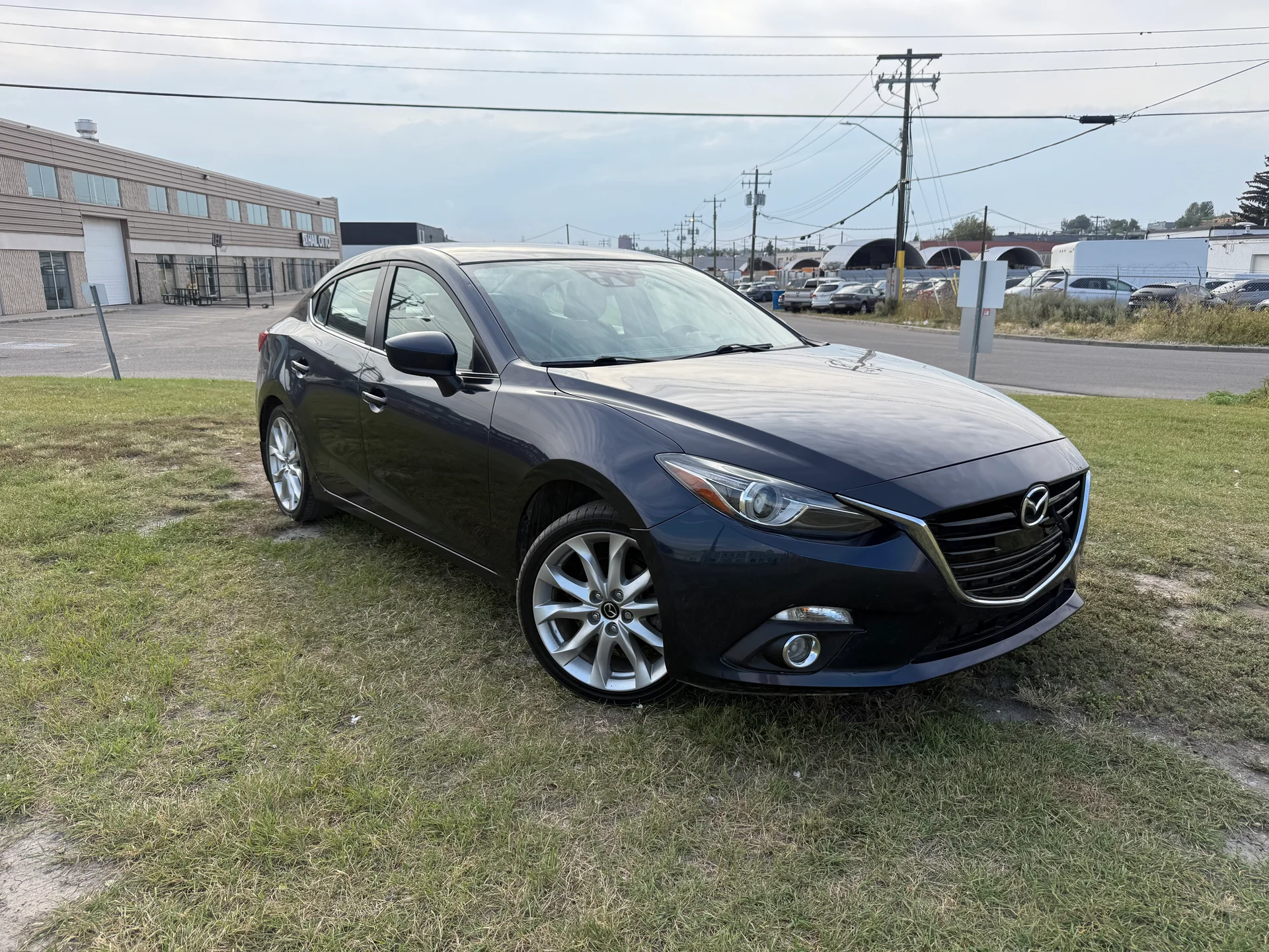 2015 MAZDA Mazda3